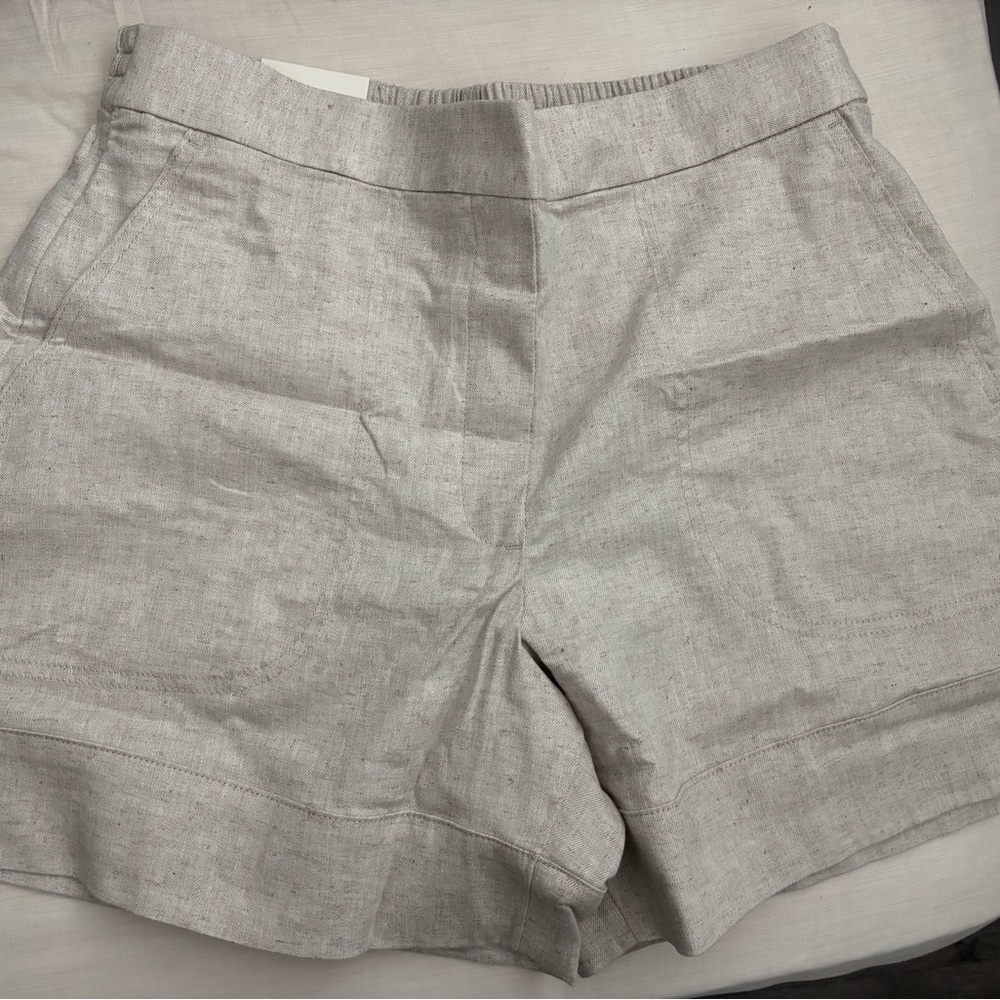Banana Republic Women's Beige Linen Shorts Size M